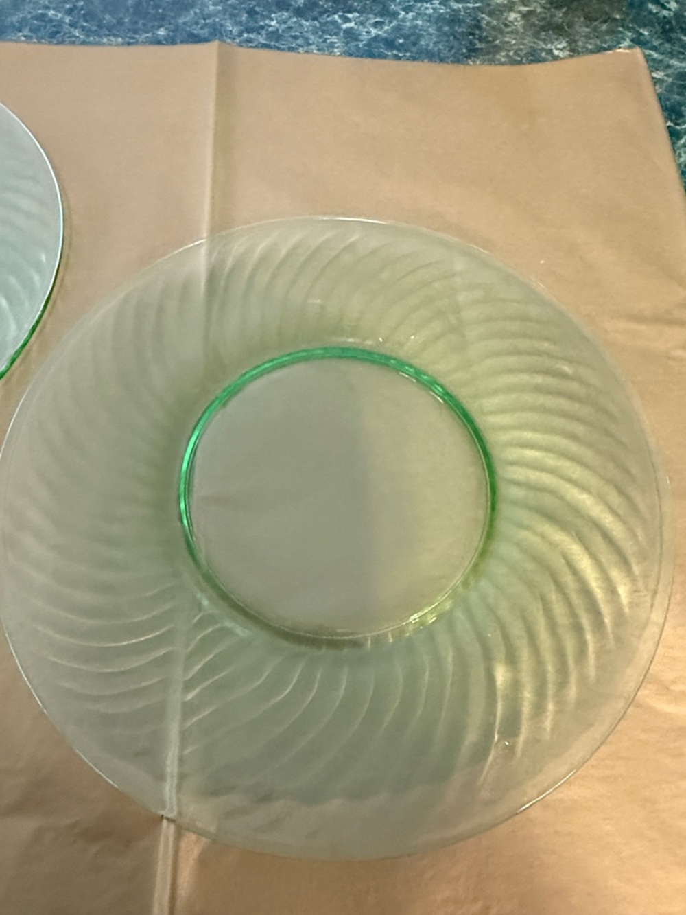 VTG Green Glowing Uranium Vaseline Imperial Glass Optic Swirl Plates 8" Set of 2
